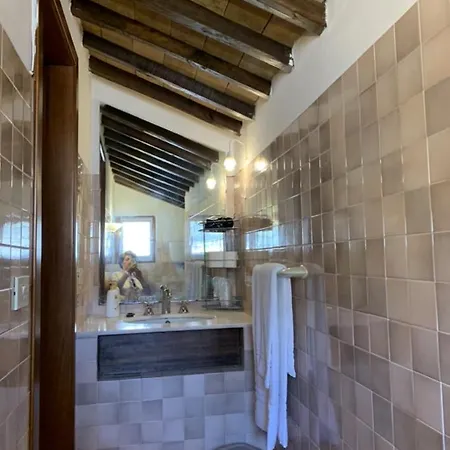Casa Santa Rita *